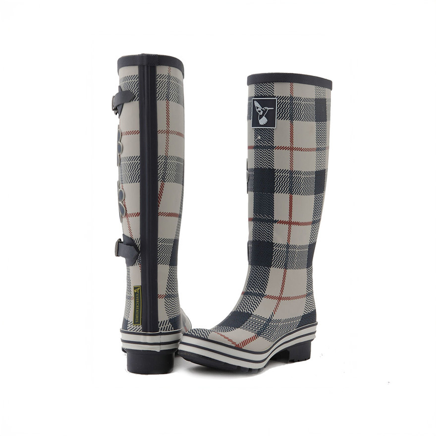 10STG03-SECONDARY-1-BEIGE-BOTTE