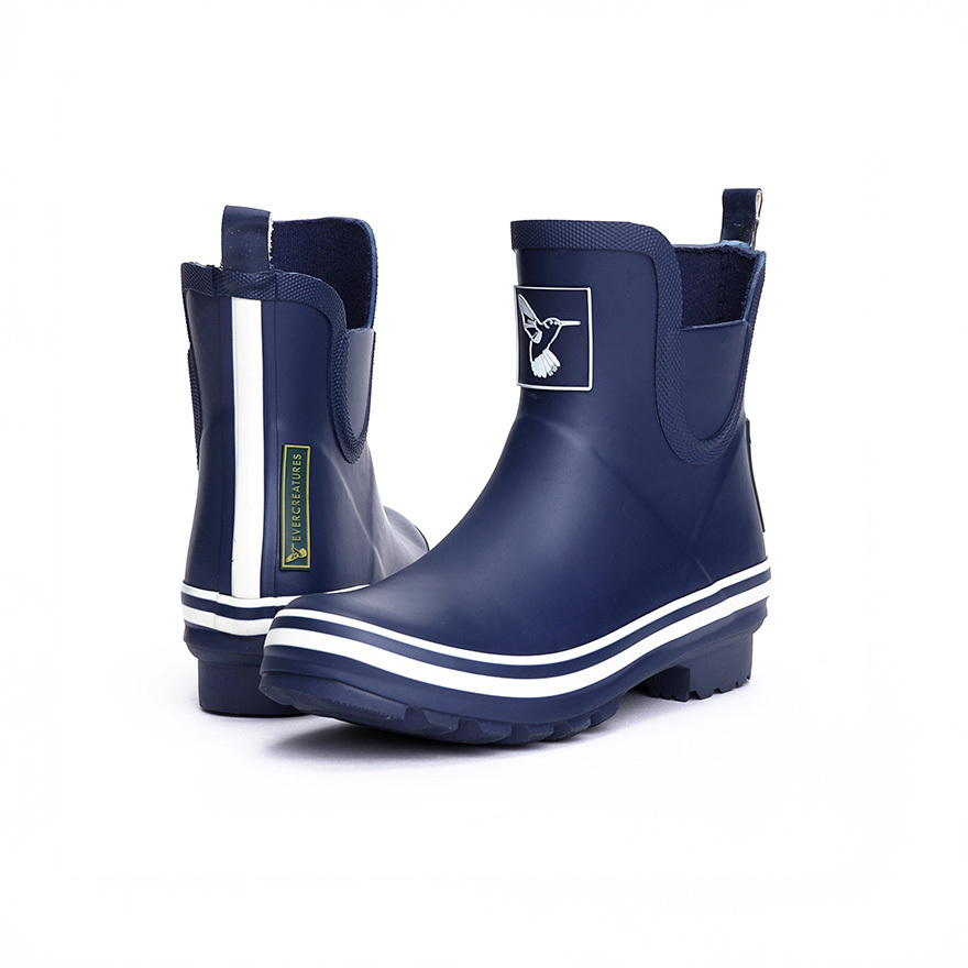 12BLU03-SECONDARY-1-BLEU-BOTTILLON