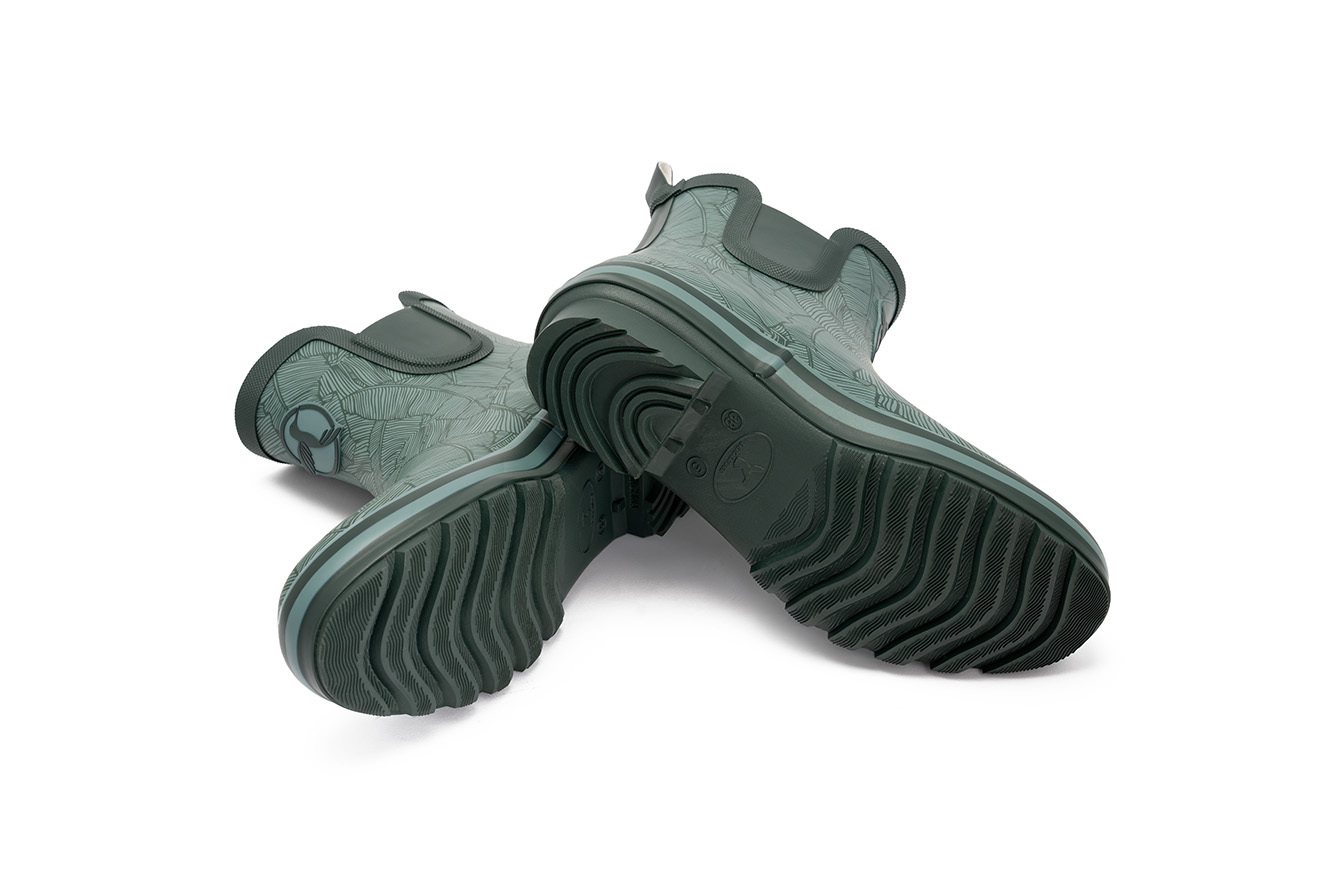 12CLTA GN-SECONDARY-2-VERT-FEMME