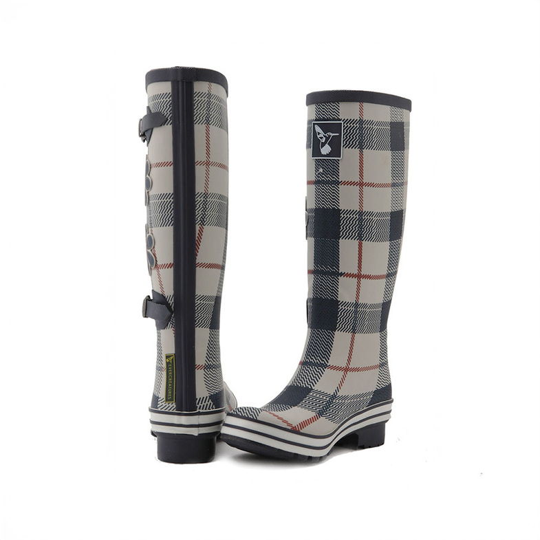 10STG03-SECONDARY-1-BEIGE-BOTTE